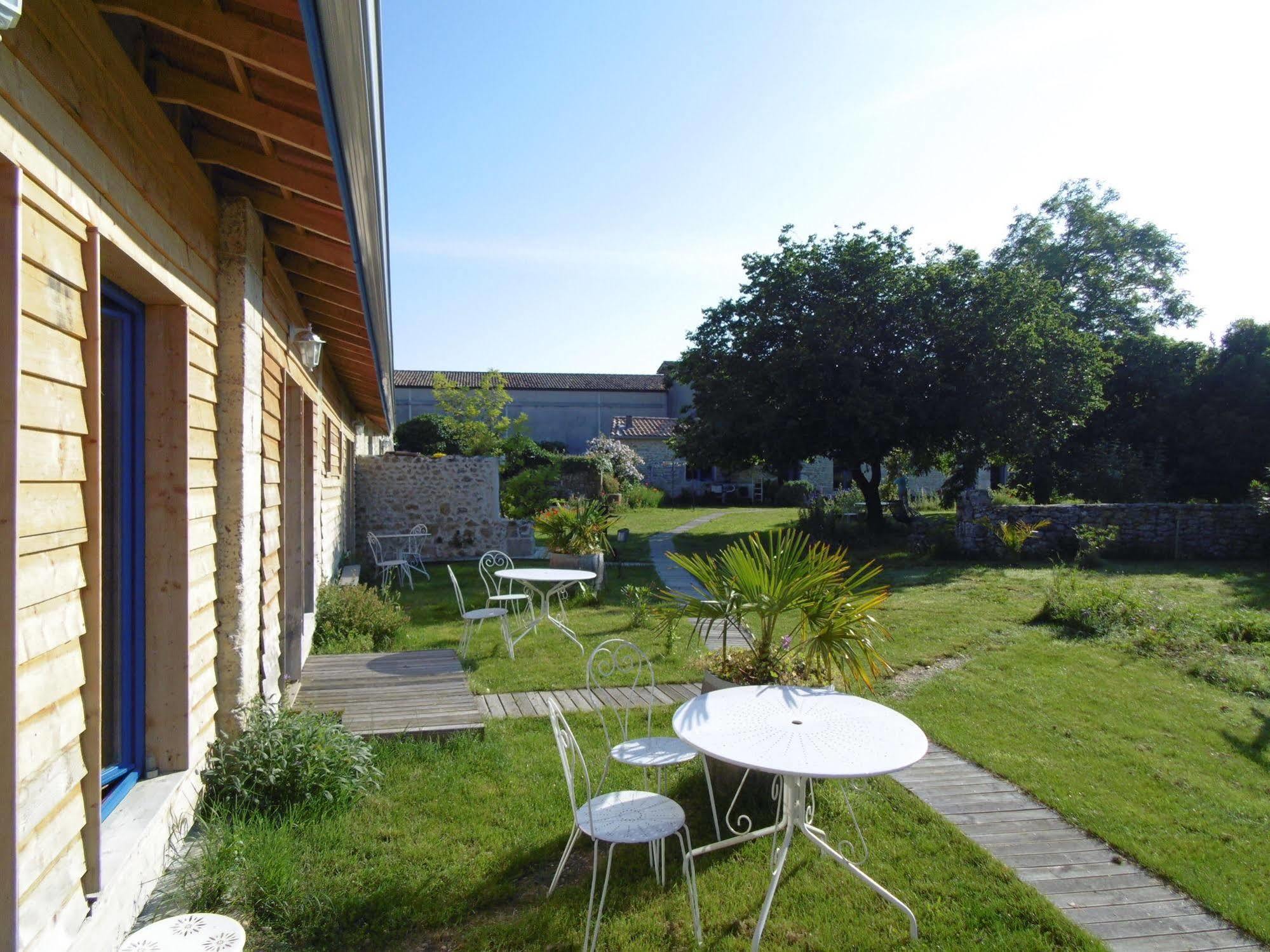 Bed and Breakfast La Cadournaise Saint-Seurin-de-Cadourne Exteriér fotografie